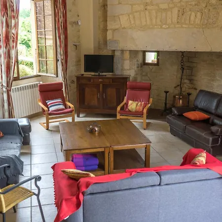 Aymare 12 Personnes * Le Vigan (Lot)
